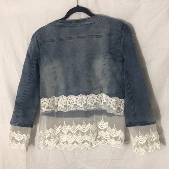 Wu Tong Yu Stretch Jean Jacket with Lace - Picture 2 of 2